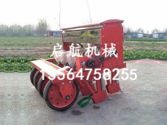 启航牌新款合作社大棚用拖拉机苔菜播种机